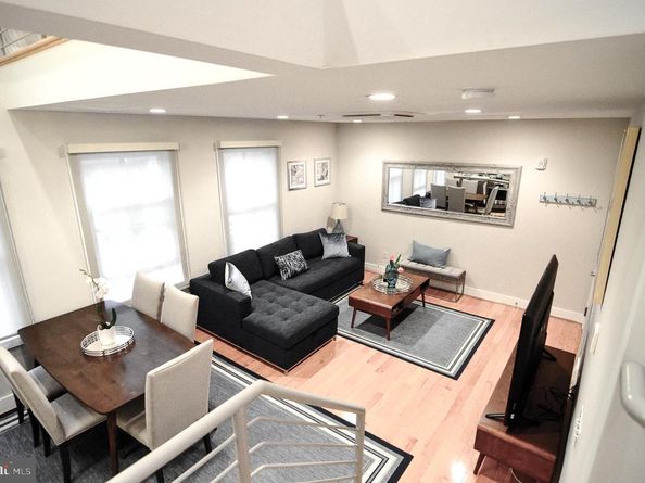 1072 Thomas Jefferson Street NW, Washington DC 20007