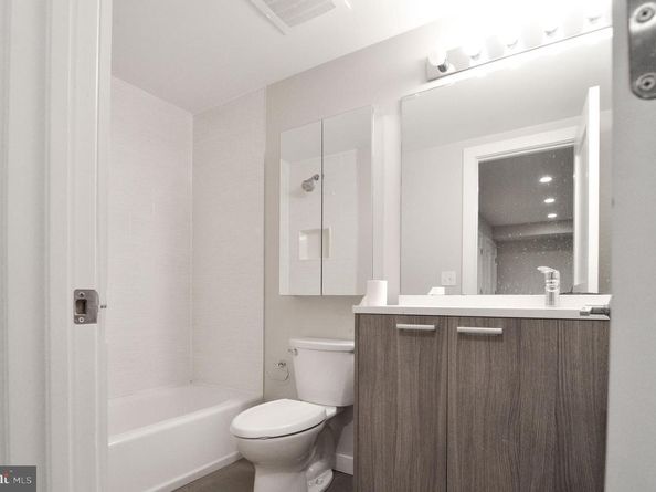 1072 Thomas Jefferson Street NW, Washington DC 20007