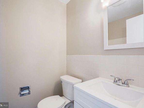 62 G Street SW 117, Washington DC 20024