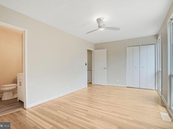 62 G Street SW 117, Washington DC 20024