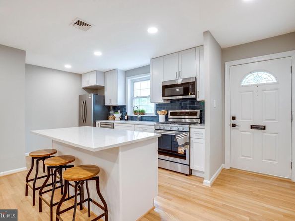 3306 Landover Street, Alexandria VA 22305