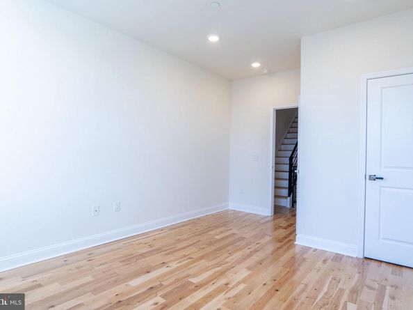 760 N Dekalb Street, Philadelphia PA 19104