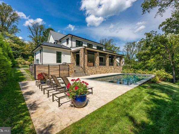 1011 Langley Hill Drive, Mclean VA 22101