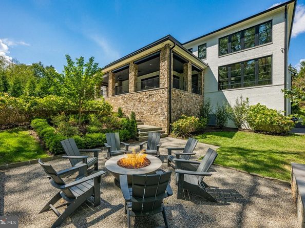 1011 Langley Hill Drive, Mclean VA 22101