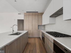 301 S Broad Street 1902, Philadelphia PA 19107