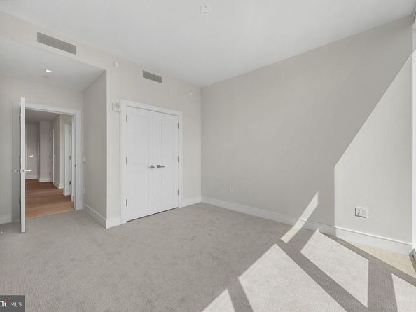 301 S Broad Street 1902, Philadelphia PA 19107