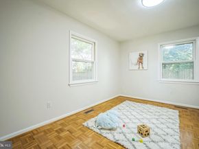 6105 26TH Street N, Arlington VA 22207