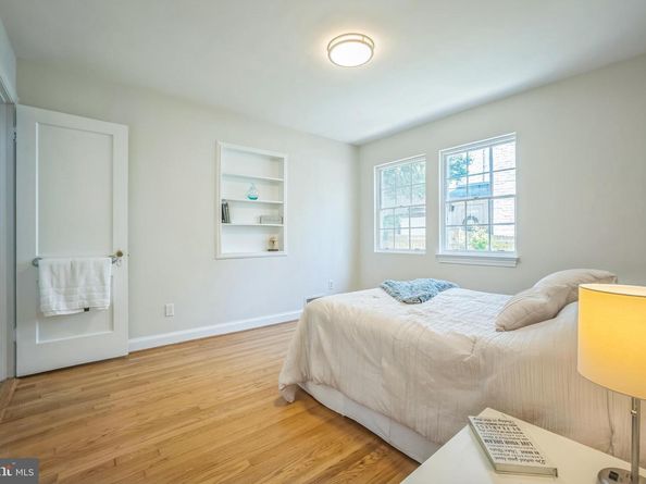 6105 26TH Street N, Arlington VA 22207
