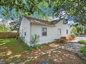 6105 26TH Street N, Arlington VA 22207