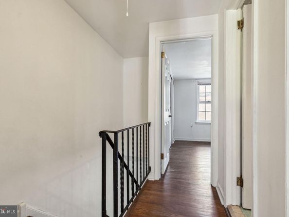 2304 Waverly Street, Philadelphia PA 19146
