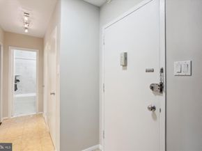 4000 Tunlaw Road NW 428, Washington DC 20007