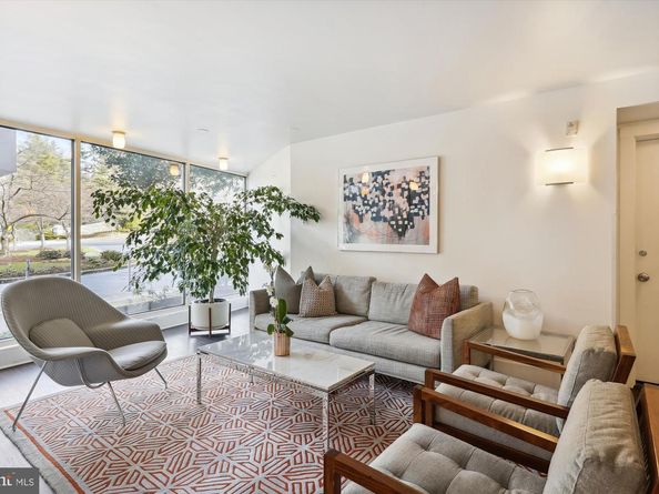 4000 Tunlaw Road NW 428, Washington DC 20007