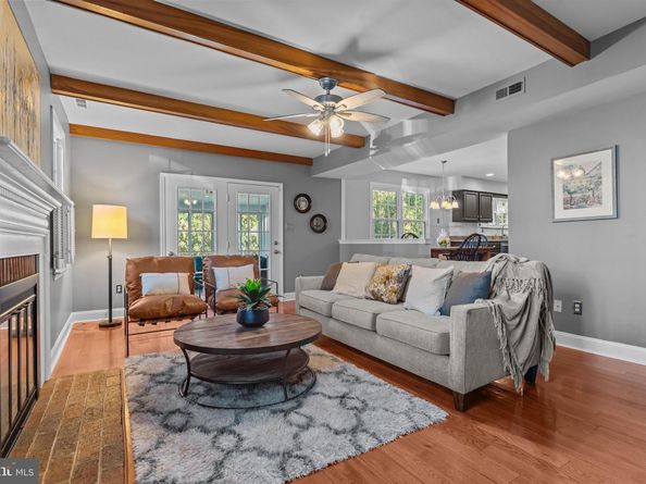 536 Heritage Oak Drive, Yardley PA 19067
