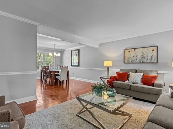 536 Heritage Oak Drive, Yardley PA 19067