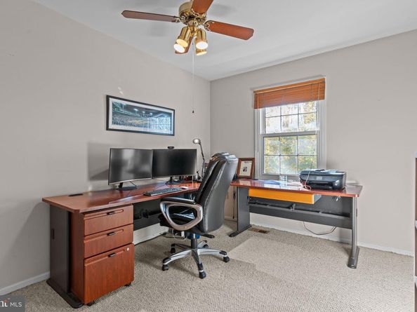 536 Heritage Oak Drive, Yardley PA 19067