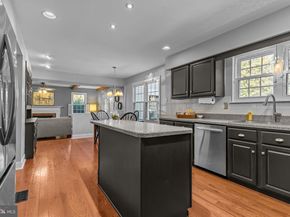 536 Heritage Oak Drive, Yardley PA 19067