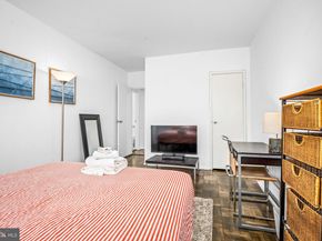 4200 Cathedral Avenue NW 818, Washington DC 20016