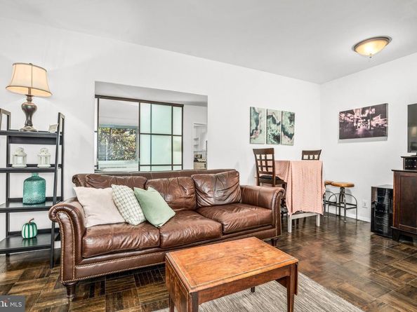 4200 Cathedral Avenue NW 818, Washington DC 20016
