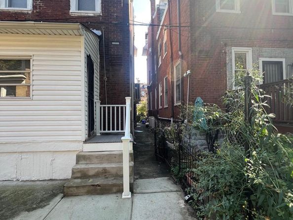 504 S 48TH Street, Philadelphia PA 19143