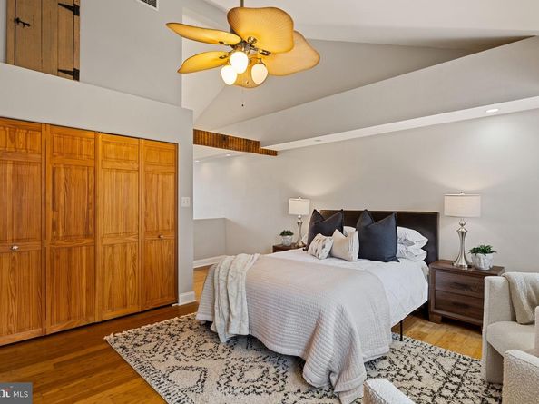 1009 Dickinson Street, Philadelphia PA 19147