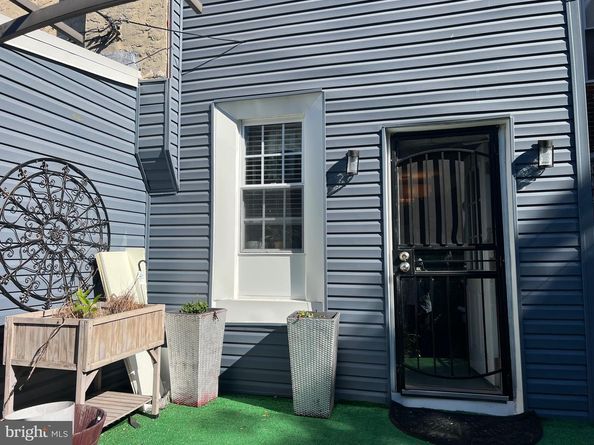 834 S Vogdes Street, Philadelphia PA 19143