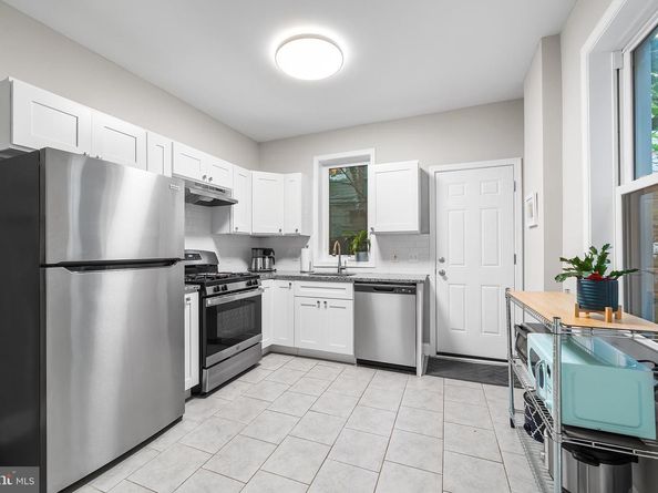 1542 N Hollywood Street, Philadelphia PA 19121