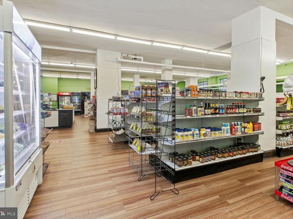 4000 Cathedral Avenue NW 248B, Washington DC 20016