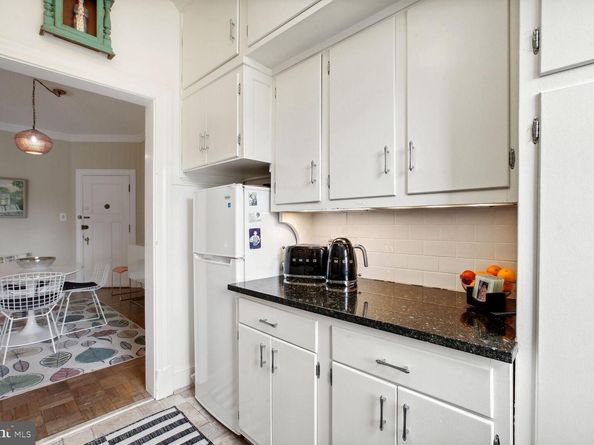 4000 Cathedral Avenue NW 248B, Washington DC 20016