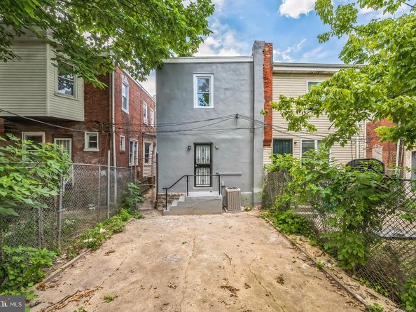 1220 S 52nd Street, Philadelphia PA 19143