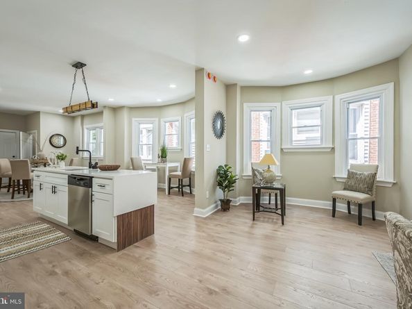 1220 S 52nd Street, Philadelphia PA 19143