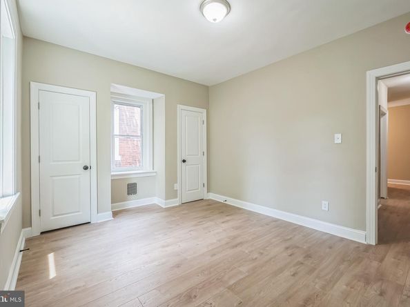 1220 S 52nd Street, Philadelphia PA 19143