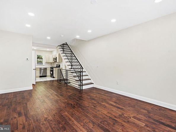 1535 S Mole Street, Philadelphia PA 19146