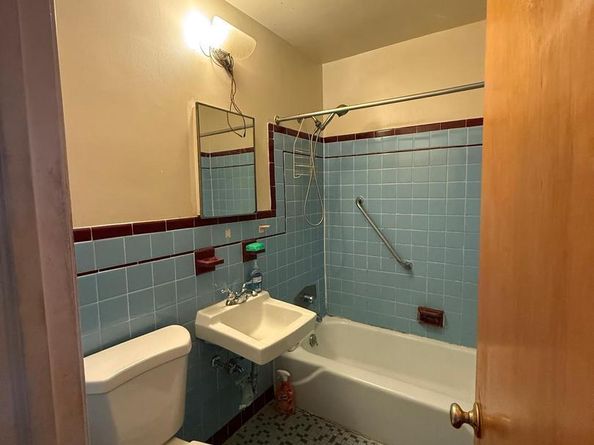 446 N Daggett Street, Philadelphia PA 19151