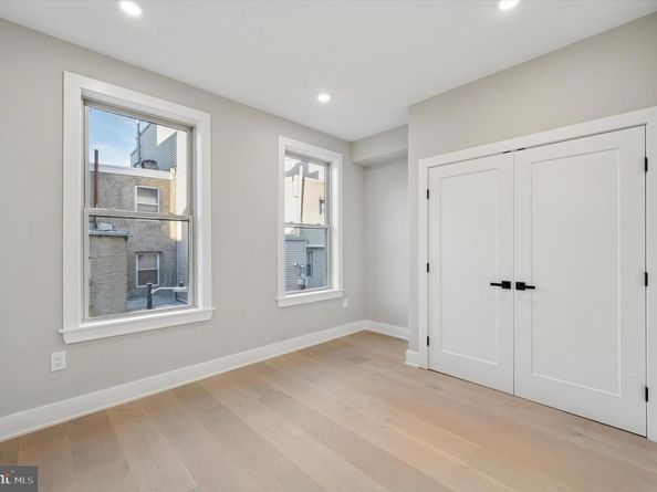 717 Mercy Street, Philadelphia PA 19148