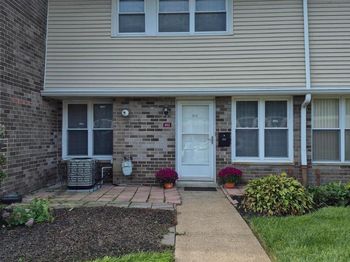 3850 Woodhaven