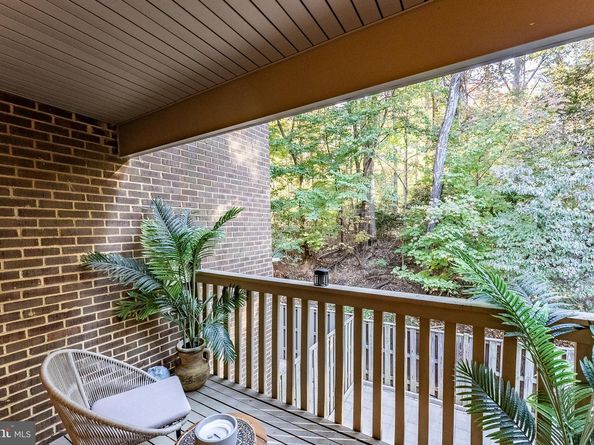 2045 Winged Foot Court, Reston VA 20191