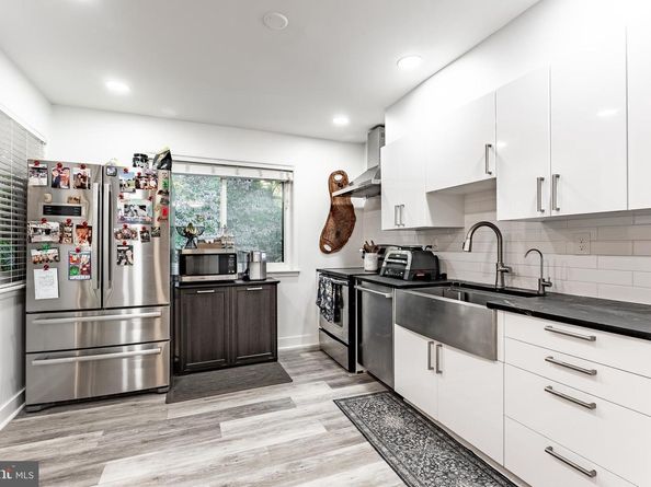 2045 Winged Foot Court, Reston VA 20191