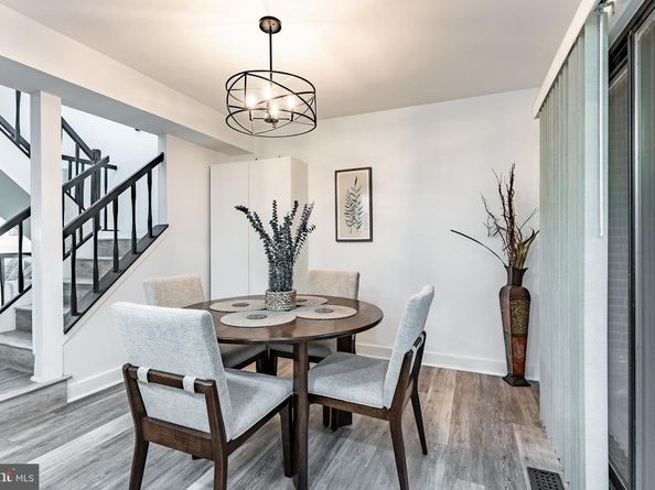 2045 Winged Foot Court, Reston VA 20191