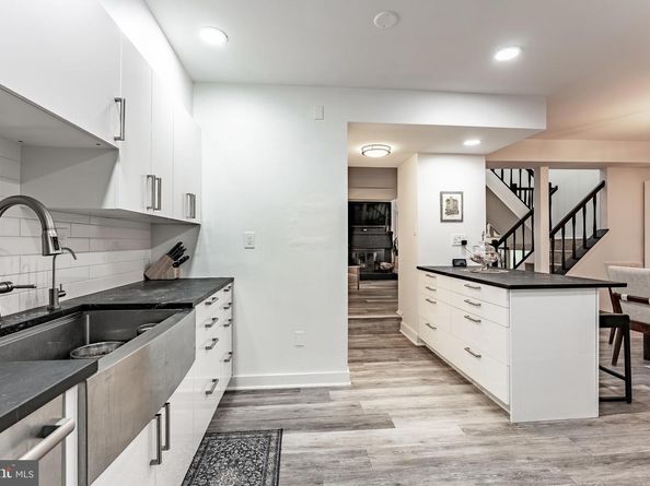 2045 Winged Foot Court, Reston VA 20191