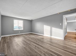 10413 Valley Forge Circle 413, King Of Prussia PA 19406