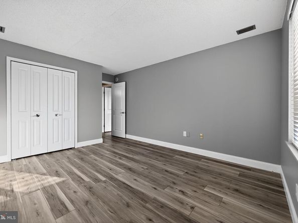 10413 Valley Forge Circle 413, King Of Prussia PA 19406