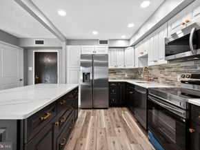 10413 Valley Forge Circle 413, King Of Prussia PA 19406