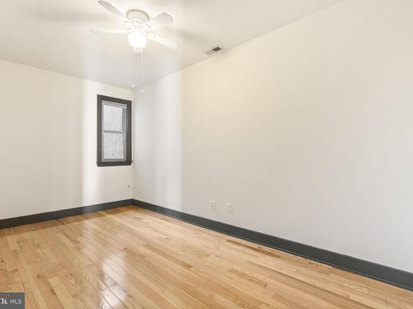 1933 N 18TH Street, Philadelphia PA 19121