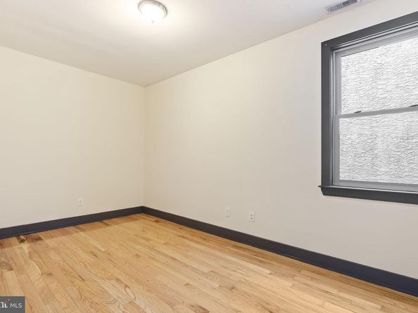1933 N 18TH Street, Philadelphia PA 19121