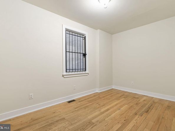 1933 N 18TH Street, Philadelphia PA 19121