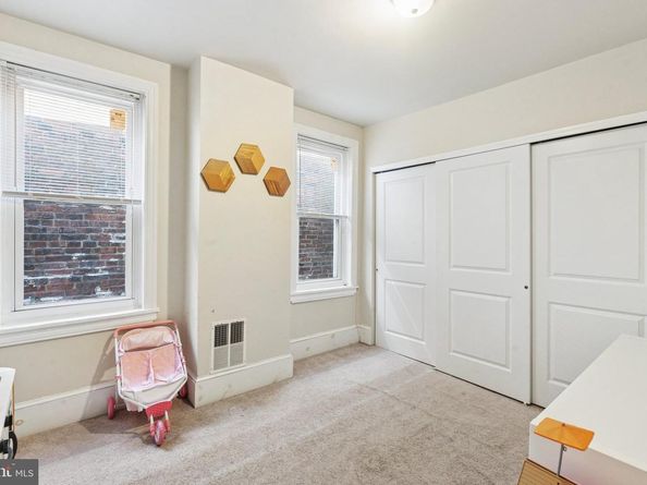 3404 Henry Avenue, Philadelphia PA 19129