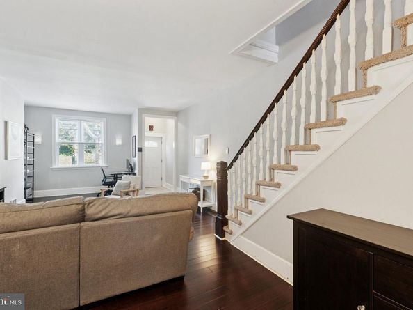 3404 Henry Avenue, Philadelphia PA 19129