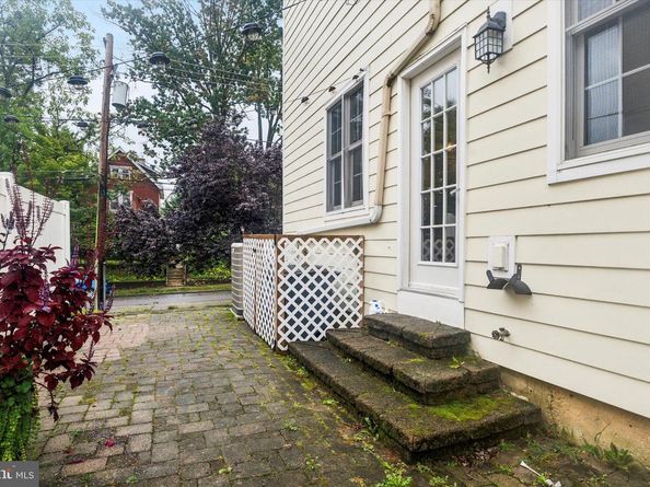 301 W 4TH Street, Media PA 19063