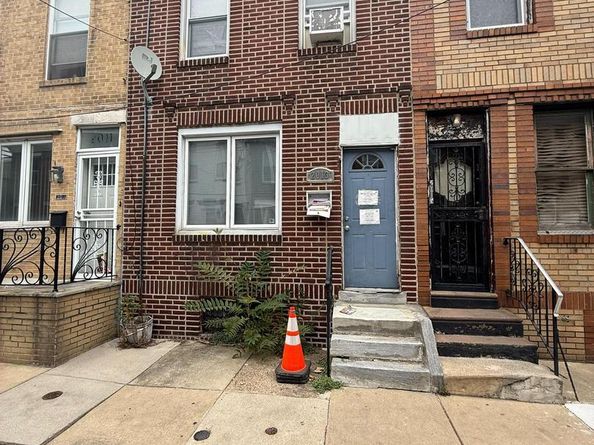 2013 S Darien Street, Philadelphia PA 19148
