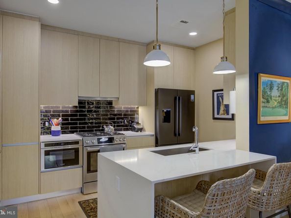 1309 E Street SE 12, Washington DC 20003